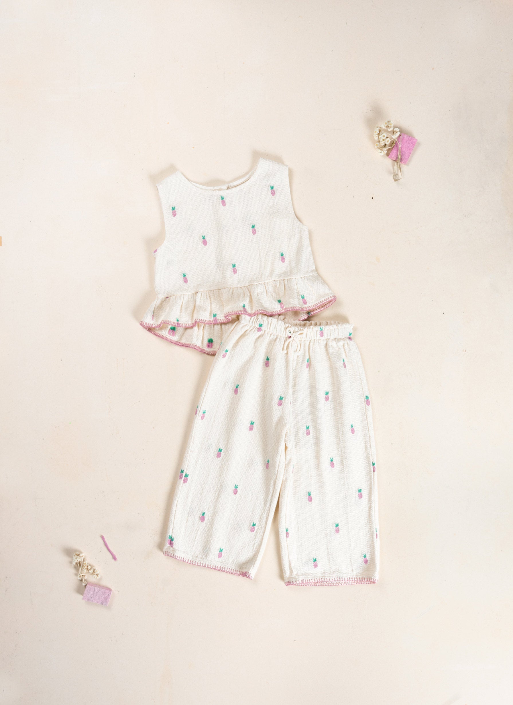 Play Up woven top | pineapple